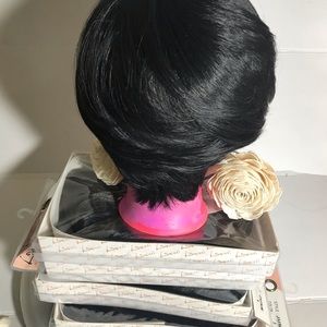 COPY - Short black tapered Bob wig June